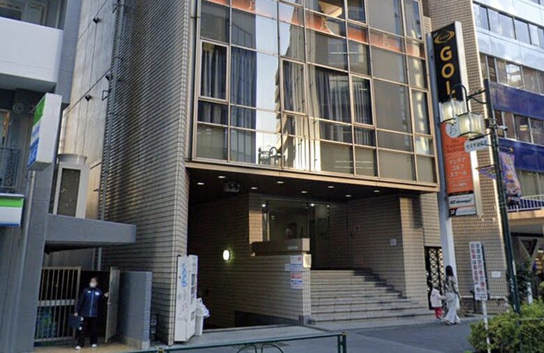 ライザップゴルフ新宿南口店の画像